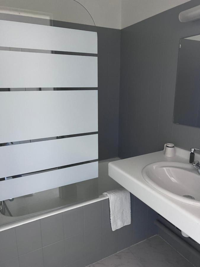 Hostellerie Saint Clement Vic-sur-Cère Εξωτερικό φωτογραφία