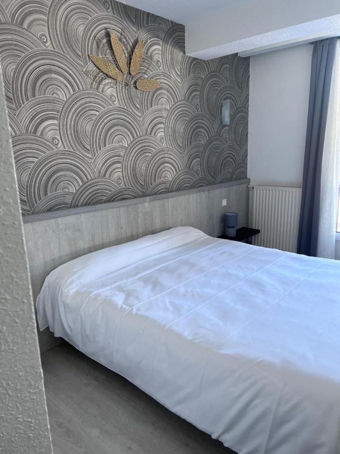 Hostellerie Saint Clement Vic-sur-Cère Εξωτερικό φωτογραφία