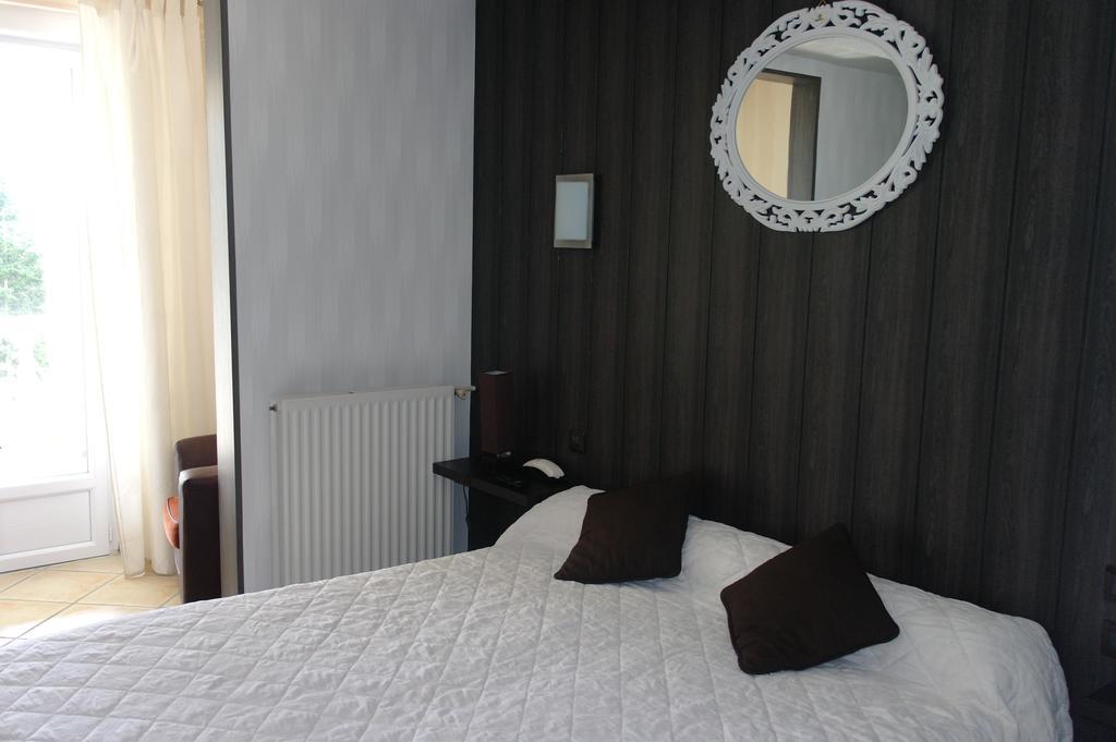 Hostellerie Saint Clement Vic-sur-Cère Εξωτερικό φωτογραφία